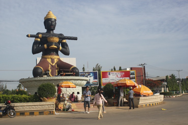 battambang_statue2